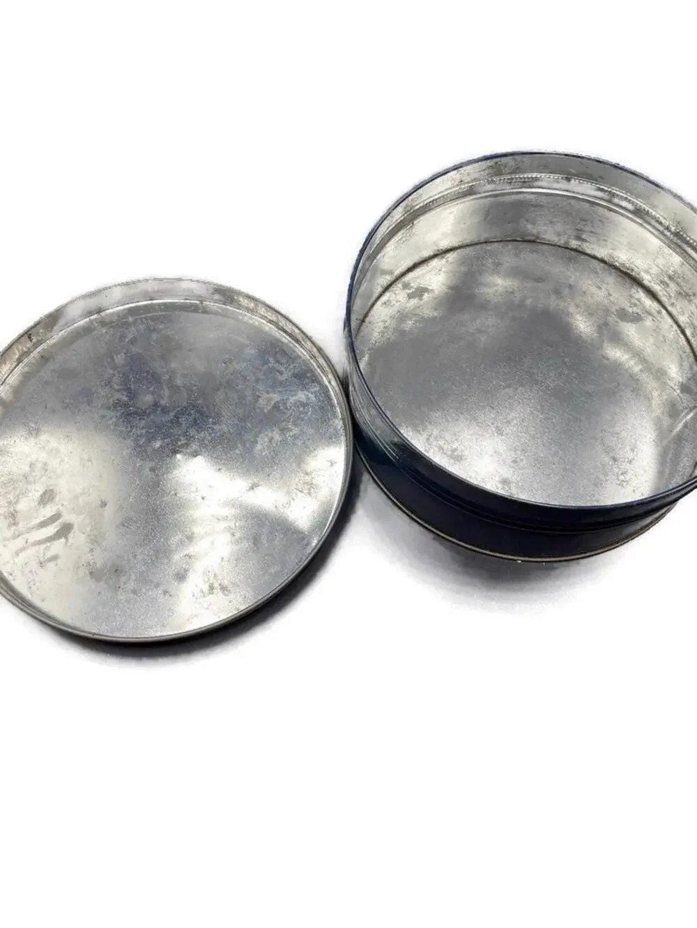 Vintage Cookie Tin: Round Farmhouse Kitchen Storage with Car & Barn
